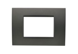 Placca 3 posti testa di moro Soft Touch compatibile Living International
